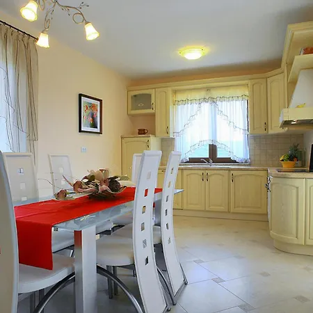 Holiday home Dora Pula