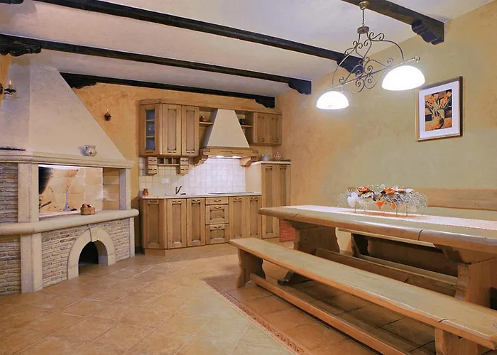 Dora Semesterbostad *